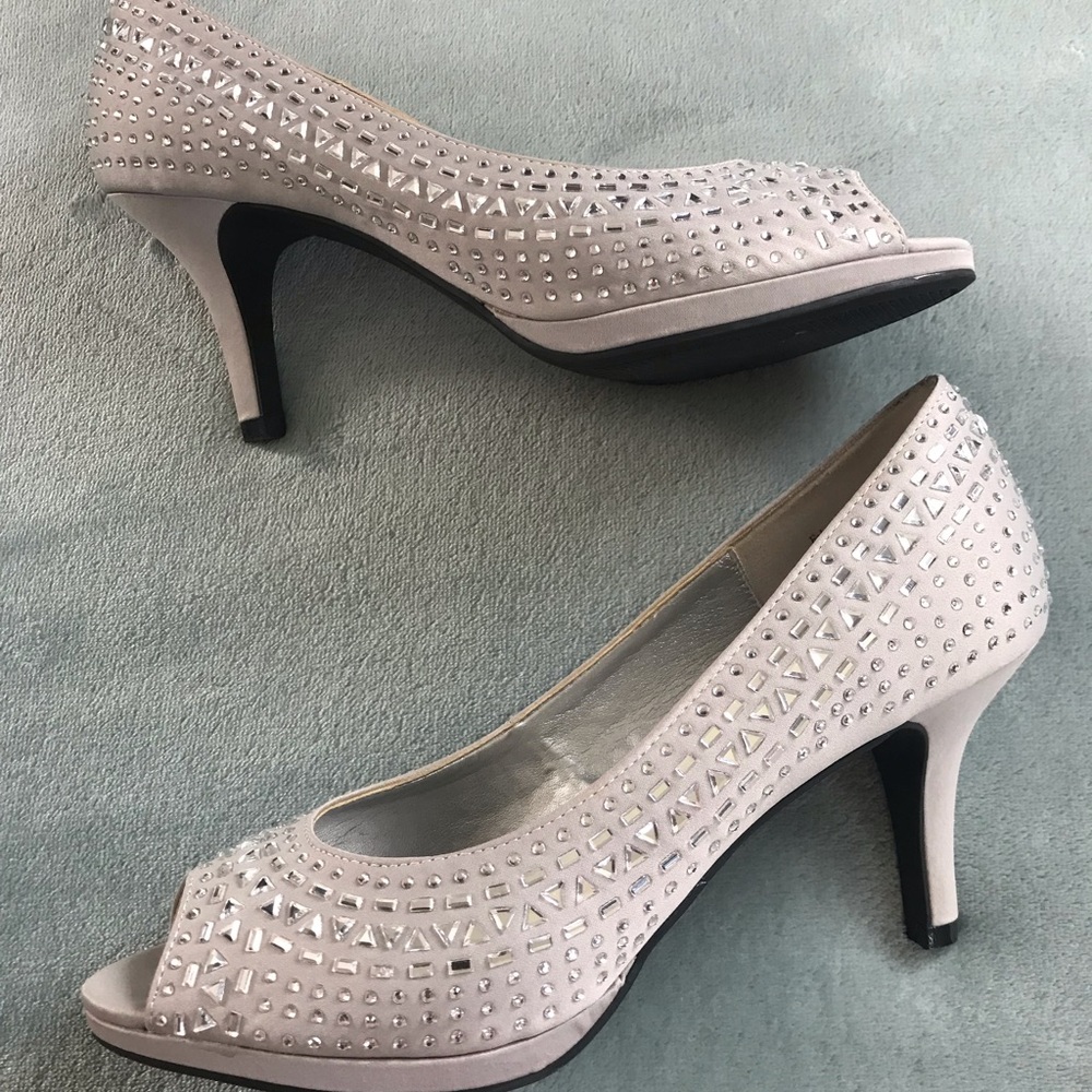 Silver Rhinestone Pumps - Picture 5 of 5